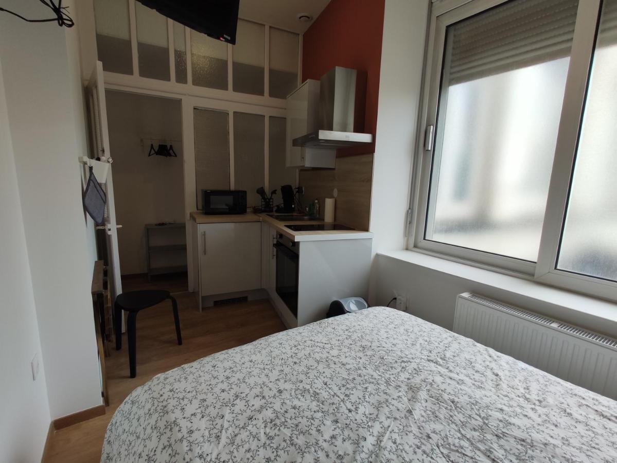 Residence Jehan Froissart Valenciennes Exterior foto
